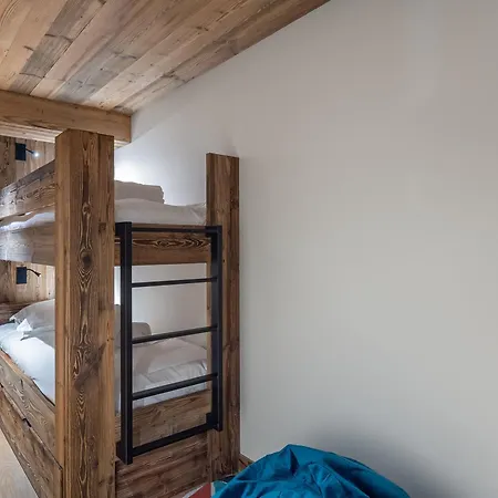 Appartement Neuf Avec Cuisine Equipee Et Parking A Meribel - Fr-1-565-80 Les Allues